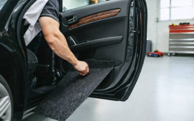 Jak dobrać matę wygłuszającą do drzwi samochodu?