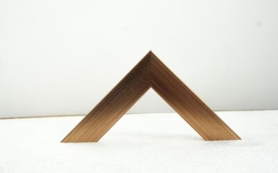 Jak wyznaczyć płaszczyznę skosu poddasza podczas adaptacji wnętrza?