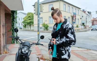 Co potrzeba do jazdy skuterem w mieście?