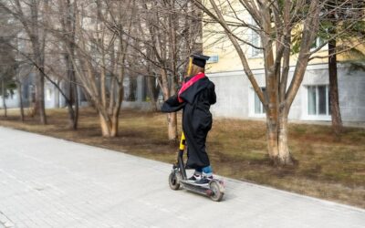 Czy hulajnoga elektryczna jak motor to dobry wybór na co dzień?