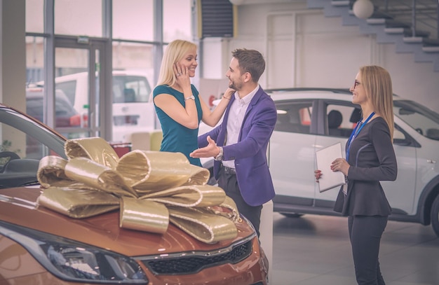 Jakie auto kupić na firmę, żeby nie żałować wyboru?