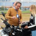 Jakie uprawnienia do jazdy skuterem są wymagane w Polsce?
