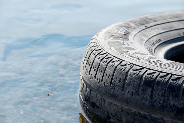 Opony 225 40 r18 ile powietrza warto wtłoczyć?