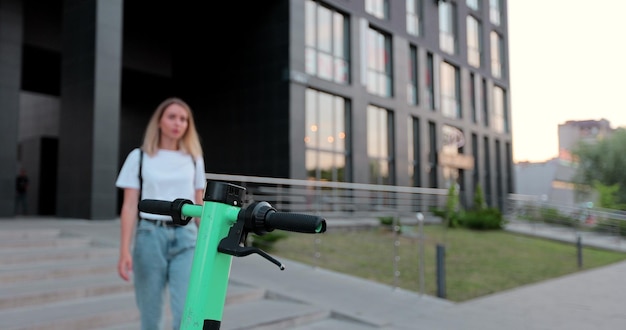 Elektryczne hulajnogi w Poznaniu jak wypożyczyć i o czym warto pamiętać?