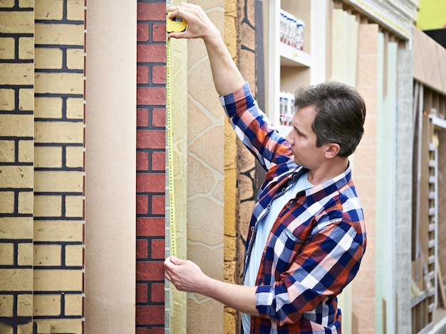 Ile kosztuje docieplenie budynku za metr i od czego zależy cena?