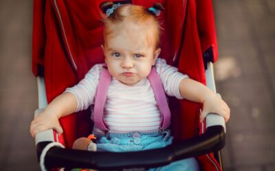Jak długo dziecko jeździ w foteliku i od czego to zależy?