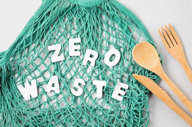 Jak prać eko skórę, by zachować jej wygląd?