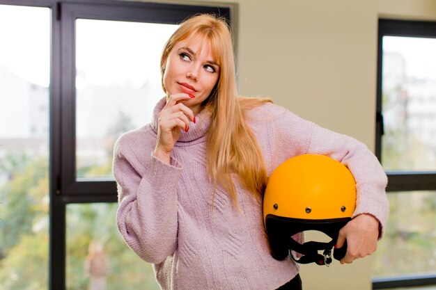 Czy na skuter trzeba mieć kask podczas jazdy?