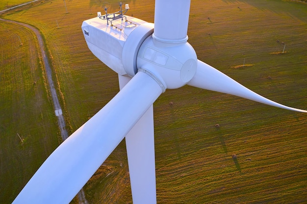 Ile energii produkuje turbina wiatrowa w domowych warunkach?