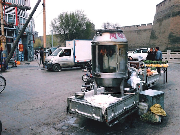 Ile kosztuje transport zwłok w kraju i od czego zależą ceny?