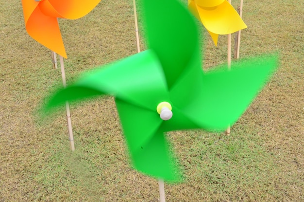 Jak samemu zrobić wiatrak do domu?