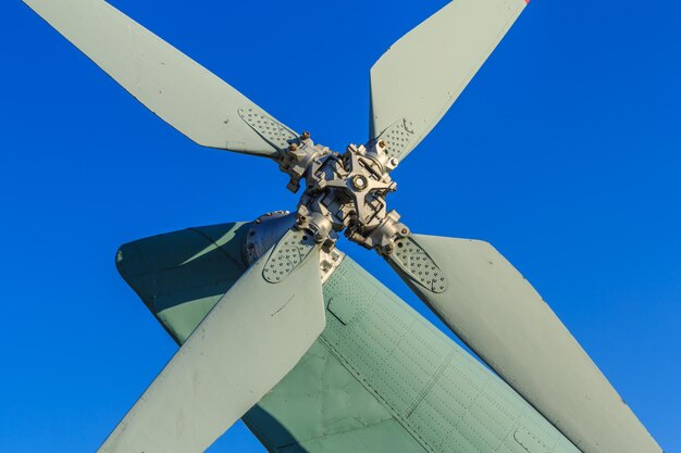 Jak zbudować wiatrak pionowy na własnej posesji?