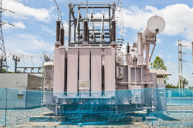 Jak zrobić elektrownię wodną w przydomowym ogrodzie?