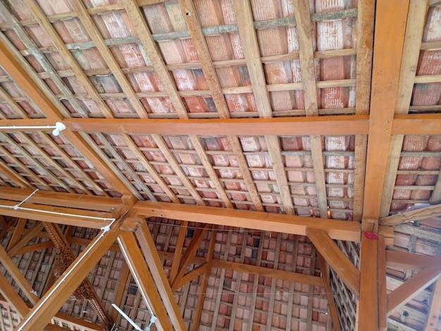 Ile zapłacisz za m2 ocieplenia poddasza?