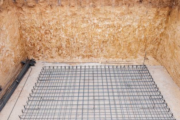 Jak ocieplić fundament w ziemi, by zapobiec utracie ciepła?