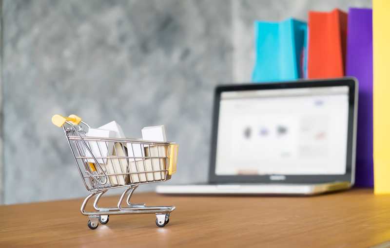 Konfekcjonowanie produktów jako fundament skalowania e-commerce. Jak optymalizacja logistyki oszczędza czas i zasoby?