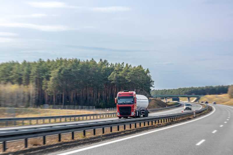 Transport do Niemiec – jakie rozwiązanie wybrać dla różnych rodzajów ładunków?